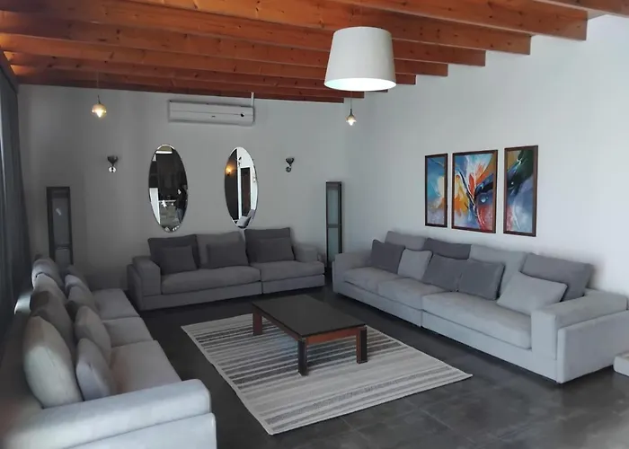 Askyhomes Apartman *
